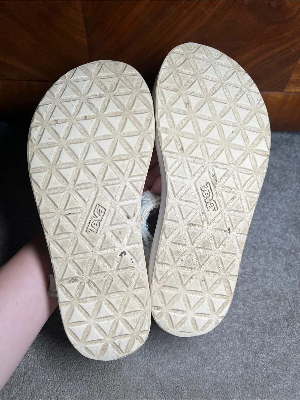 Teva Midform Fray Sandals White Gingham Size 8